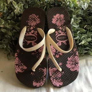 Pacific living flip flops
